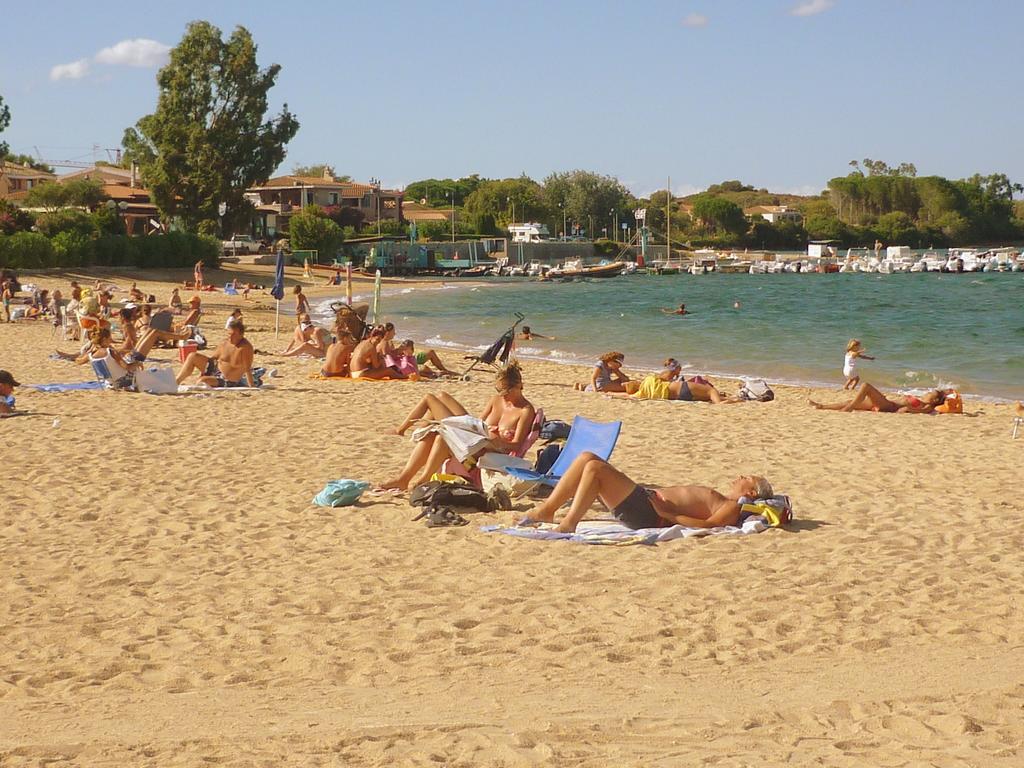 Appartamenti Cannigione La Conia Cameră foto